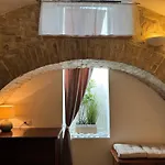 La Cripta - A Due Passi Dalla Basilica - Italywego *