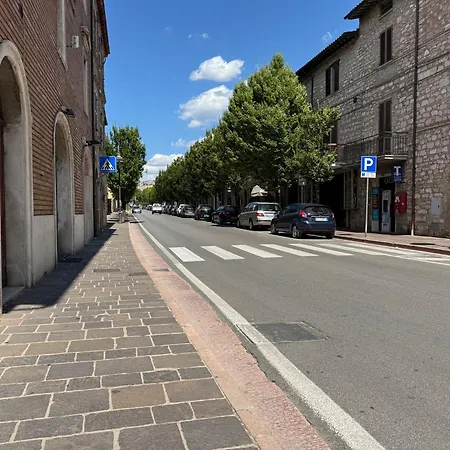 La Cripta - A Due Passi Dalla Basilica - Italywego * Santa Maria Degli Angeli (Assisi)