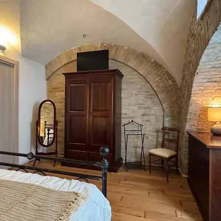La Cripta - A Due Passi Dalla Basilica - Italywego * Santa Maria Degli Angeli (Assisi)