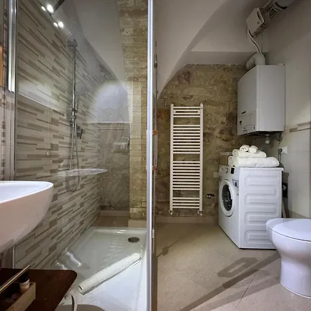 La Cripta - A Due Passi Dalla Basilica - Italywego Apartment *