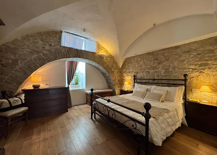 Apartment La Cripta - A Due Passi Dalla Basilica - Italywego